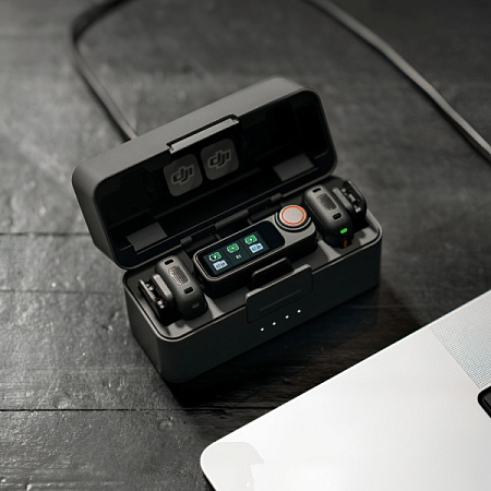 Беспроводной микрофон DJI Mic 3 (2TX + 1RX + Charging Case) Black (Черный)